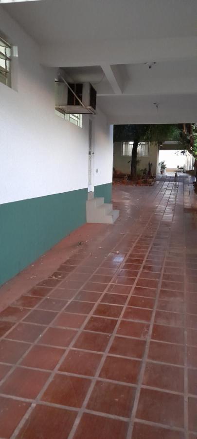 Apartamento Espacoso Com Estacionamento Incluido Foz do Iguacu Ngoại thất bức ảnh